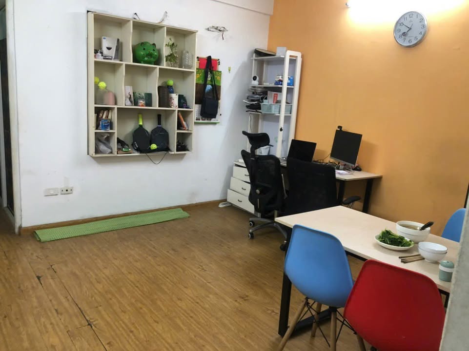 Căn hộ A6 Tập thể Giảng Võ 2PN giá 9 triệu - Phù hợp gia đình