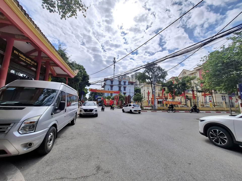 Cho thuê nhà mặt phố Thanh Đàm 80m² - Kinh doanh tốt, giá chỉ 10 triệu!