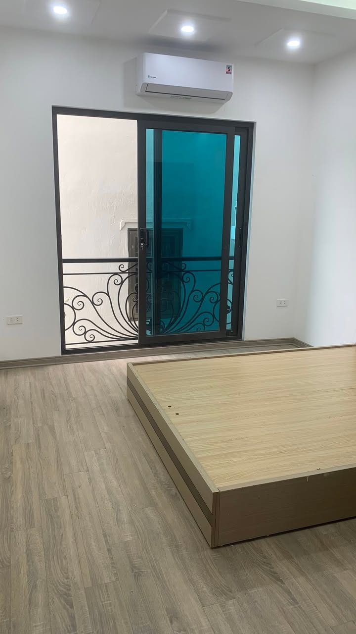 Cho thuê nhà nguyên căn Thượng Cát 40m² giá 8 triệu - Nội thất đầy đủ, tiện nghi!