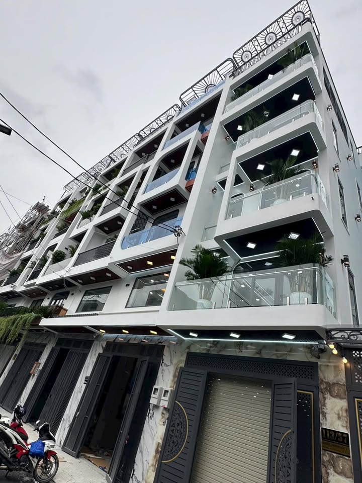 Biệt Thự Mini Phố Thạnh Lộc 140m² giá 9.99 tỷ - Full nội thất, thang máy