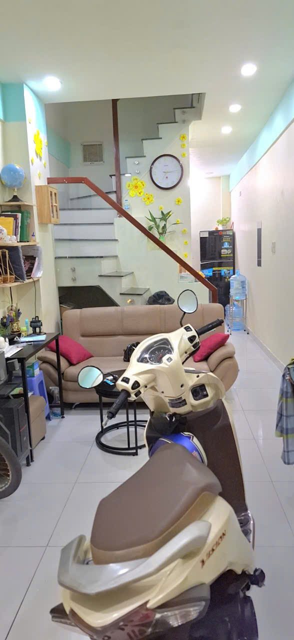 Nhà phố Phan Văn Trị, Quận 5 - Diện tích 29m² giá 5.6 tỷ - Chính chủ bán gấp!