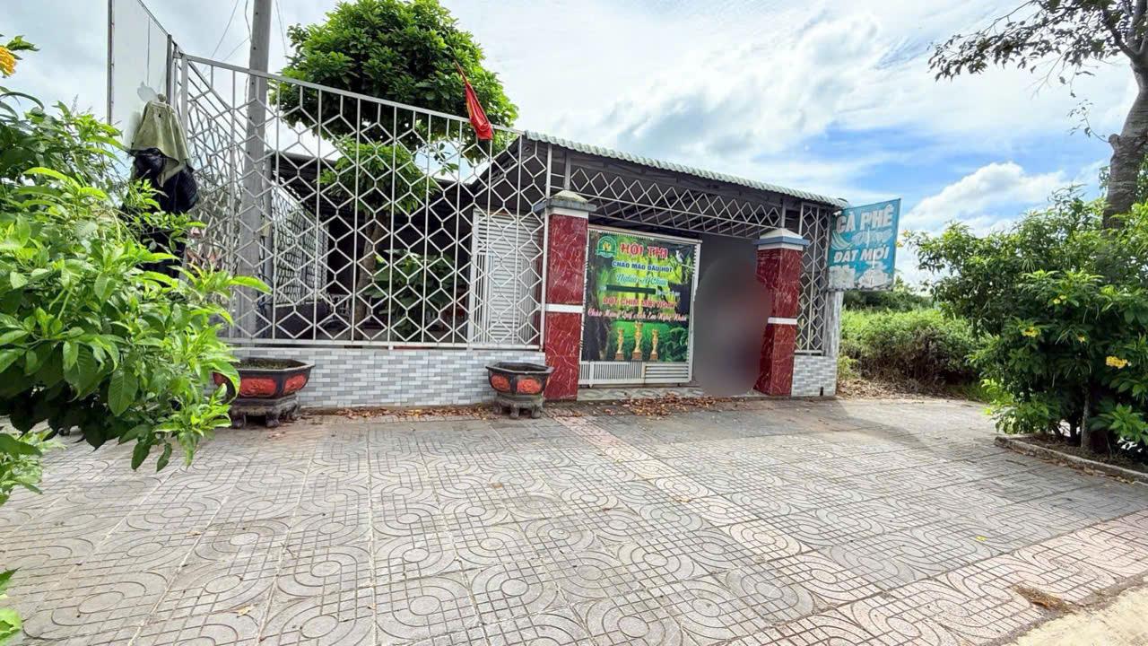 Nhà vườn mặt tiền Tỉnh Lộ 52 - Long Tân - 582m² giá 5.5 tỷ - Cơ hội đầu tư tuyệt vời!