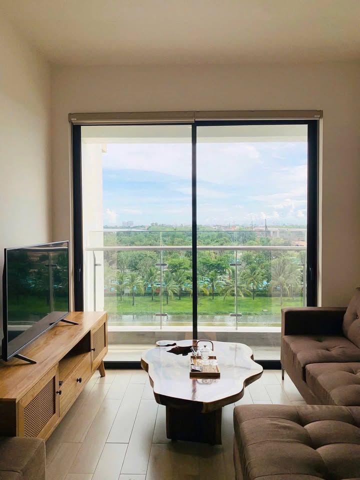 Căn hộ 2PN tại Lumière Boulevard Quận 9, 74m² chỉ 15 triệu - Sẵn sàng vào ở ngay!