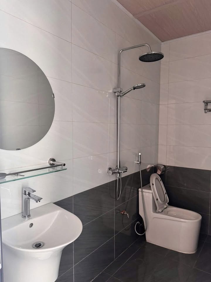 Nhà mới xây tại xã Cẩm Khê, Phú Thọ 100m² - Sẵn sàng vào ở ngay!