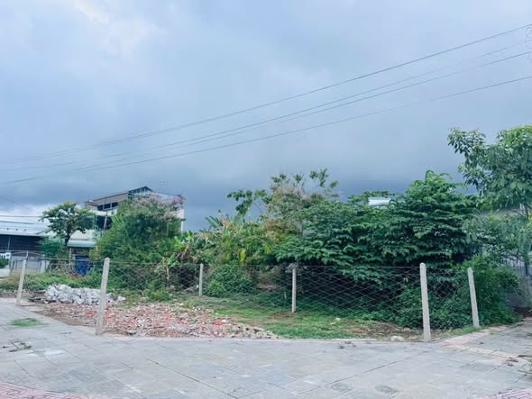 Đất nền 2 mặt tiền khu Hưng Việt, Bà Rịa 91m² giá 3.48 tỷ - Vị trí đắc địa, pháp lý rõ ràng!