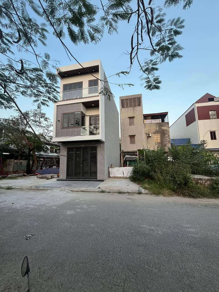 Nhà 3 tầng đường Nguyễn Huy Tưởng, Nam Định 48.3m² giá 3.8 tỷ - Chính chủ bán nhanh!