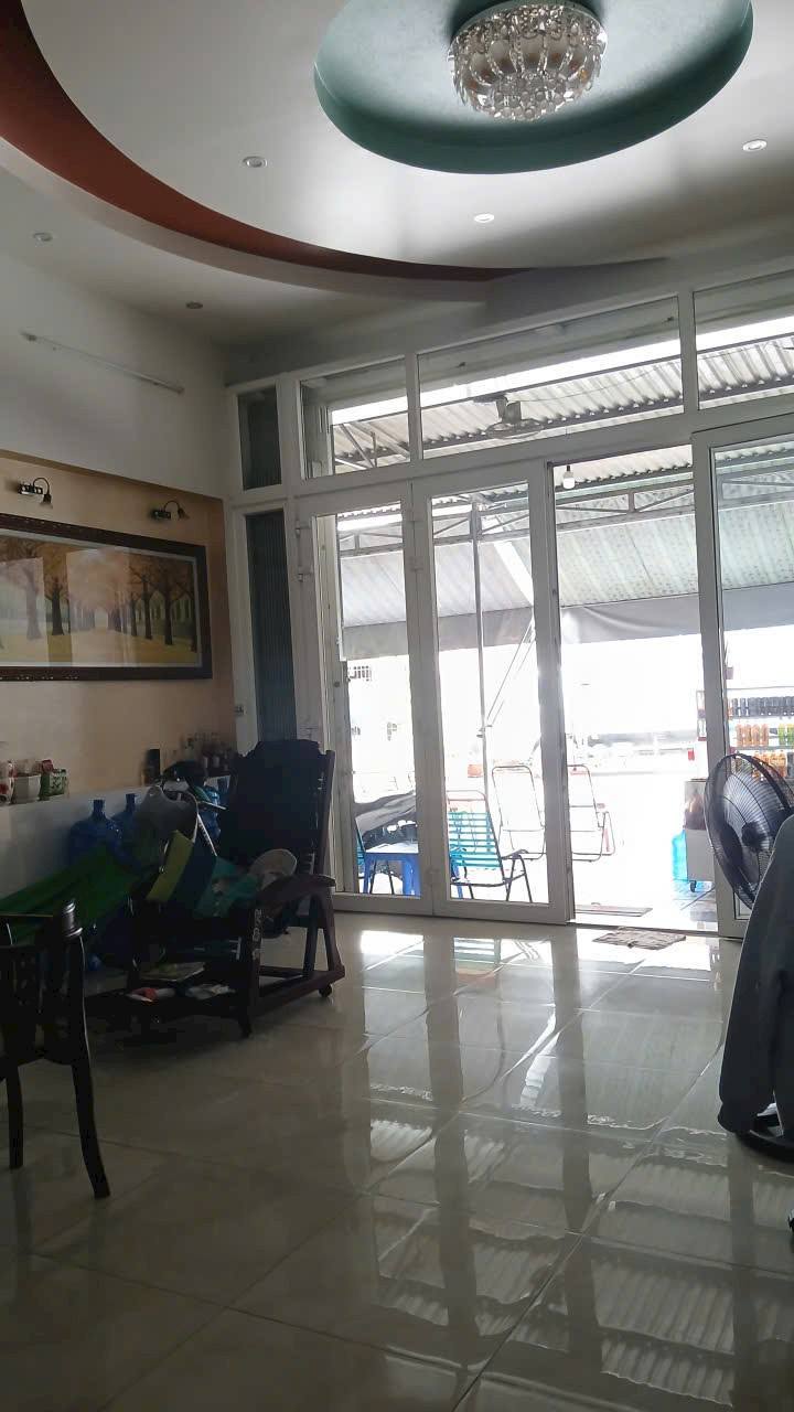 Nhà phố 3 tầng đường Nguyễn Trãi, 125m² giá 4 tỷ - Chính chủ bán gấp!