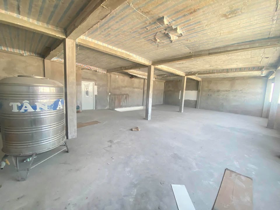 Cho thuê nhà mặt đường Hồ Sen, Lê Chân, Hải Phòng 200m² - Phù hợp làm cửa hàng, văn phòng!