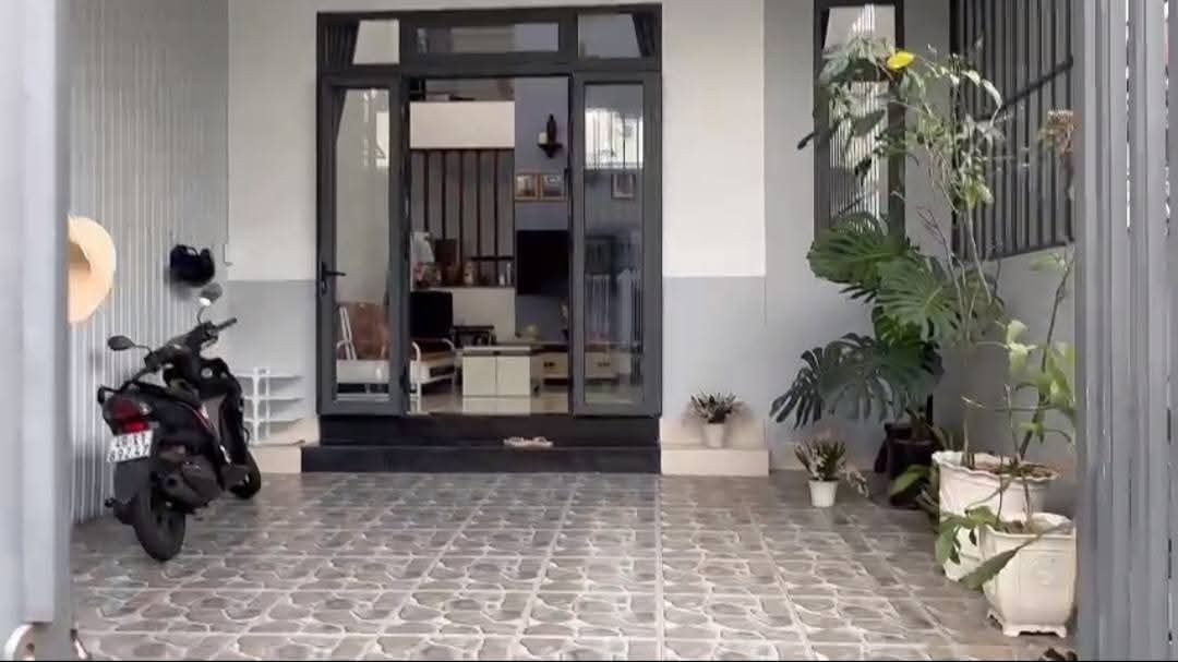 Nhà phố Bảo Lộc 95m² giá 2.95 tỷ - Ngay trung tâm, ô tô vào được!