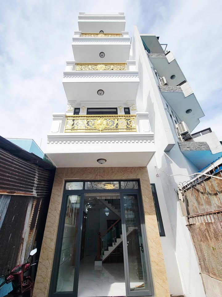 Nhà đẹp hẻm 6.5m thông Bình Trị Đông 64m² giá 6.8 tỷ - Thiết kế hiện đại, an toàn!