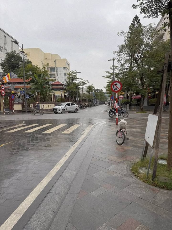 Nhà mặt tiền Hai Bà Trưng, Huế 64m² giá 13.6 tỷ - Cơ hội kinh doanh tuyệt vời!