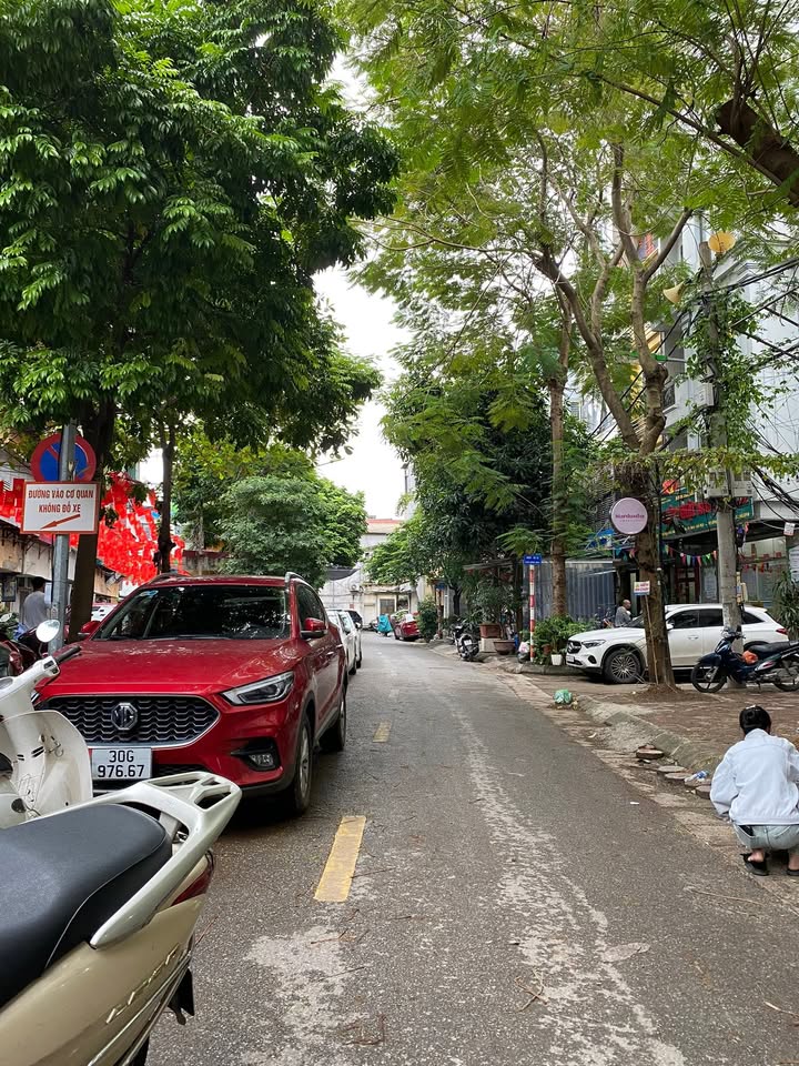 Nhà riêng Hồng Mai, Bạch Mai 33m² giá 10 tỷ - Sổ đỏ chính chủ, ở ngay!