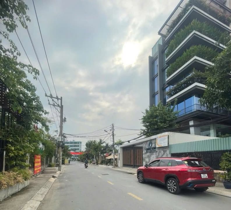 Đất nền Gò Vấp 548m² giá 63 tỷ - Mặt tiền đường lớn, cơ hội đầu tư tuyệt vời!