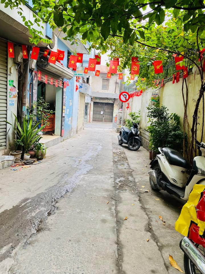 Nhà riêng Xuân La 55m² giá 12 tỷ - View Hồ Tây tuyệt đẹp!