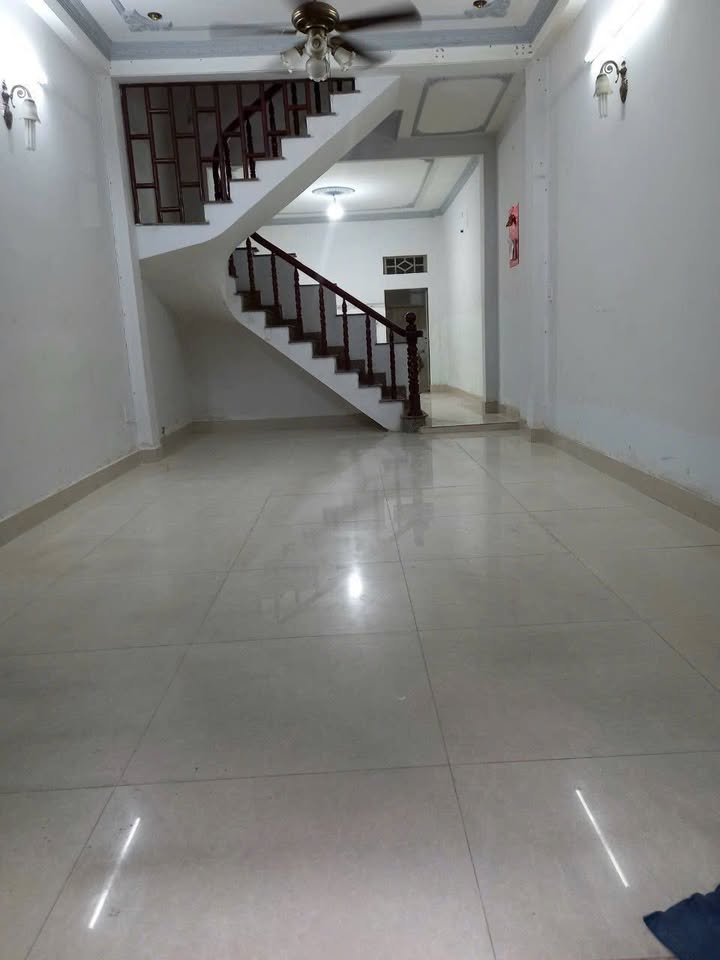 Nhà nguyên căn Lê Đức Thọ, Gò Vấp 64m² giá 14 triệu - Phù hợp cho gia đình và văn phòng!