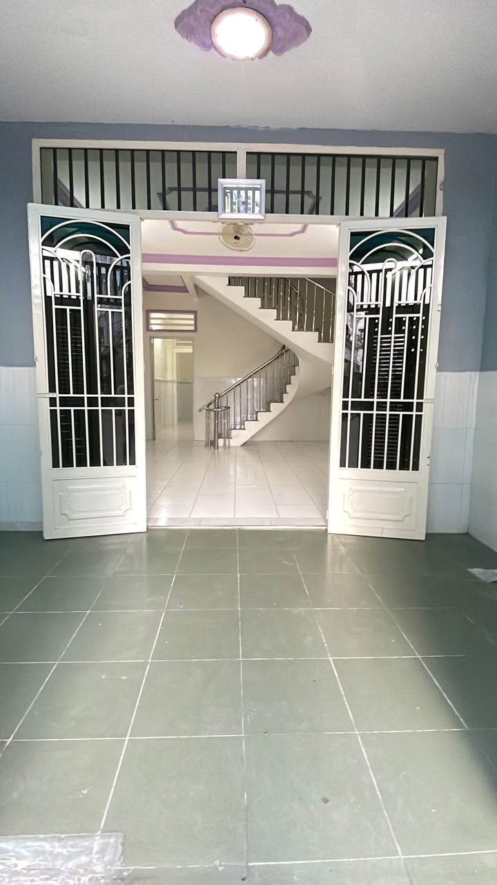 Nhà nguyên căn cho thuê tại Gò Vấp 60m² giá 10 triệu - Hẻm xe hơi rộng rãi