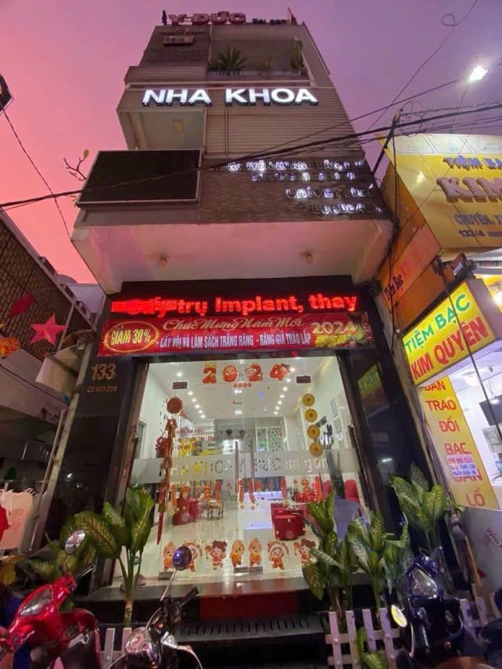 Cho thuê nhà mặt tiền góc 2 mặt đường Nguyễn Ảnh Thủ 4x15m giá 20 triệu - Vị trí đắc địa cho kinh doanh!