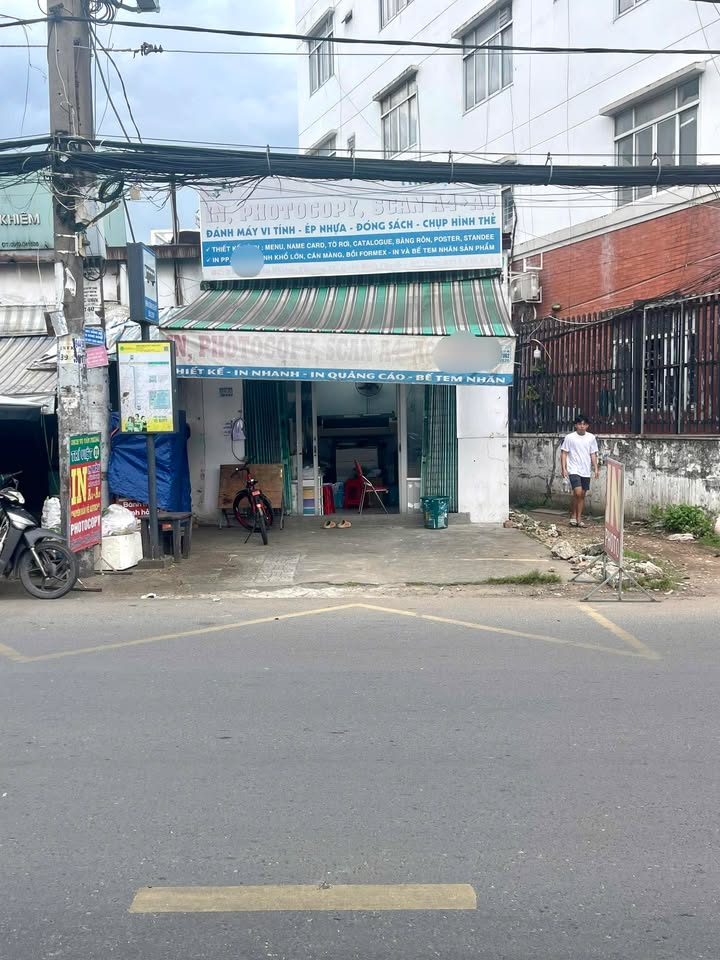 Mặt bằng cho thuê tại đường Ung Văn Khiêm, quận Bình Thạnh 24m² giá 11 triệu - Không gian tối ưu cho kinh doanh!