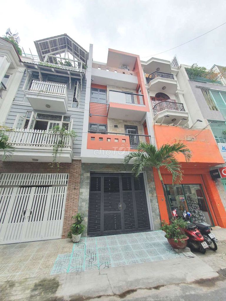 Nhà phố mặt tiền Hoa Hồng 68m² giá 35 triệu - Gần khu ăn uống sầm uất!