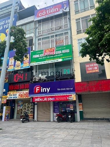 Cho thuê mặt phố Trần Quốc Hoàn 54m² x 4 tầng - Nhà mới, kinh doanh ngay!