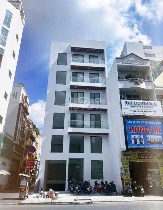 Cho thuê nhà nguyên căn mặt tiền Nguyễn Kiệm, Phú Nhuận, 160m² - Vị trí đắc địa văn phòng