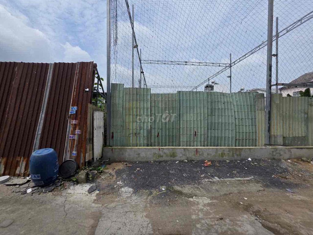 Đất xây biệt thự Phường Dĩ An 734.4m² giá 14 tỷ - Vị trí đắc địa gần chợ