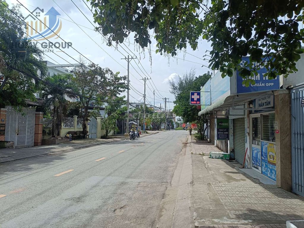 Nhà mặt tiền đường Bình Phú, Thủ Đức 165m² giá 16 triệu - Thích hợp nhiều mô hình kinh doanh!