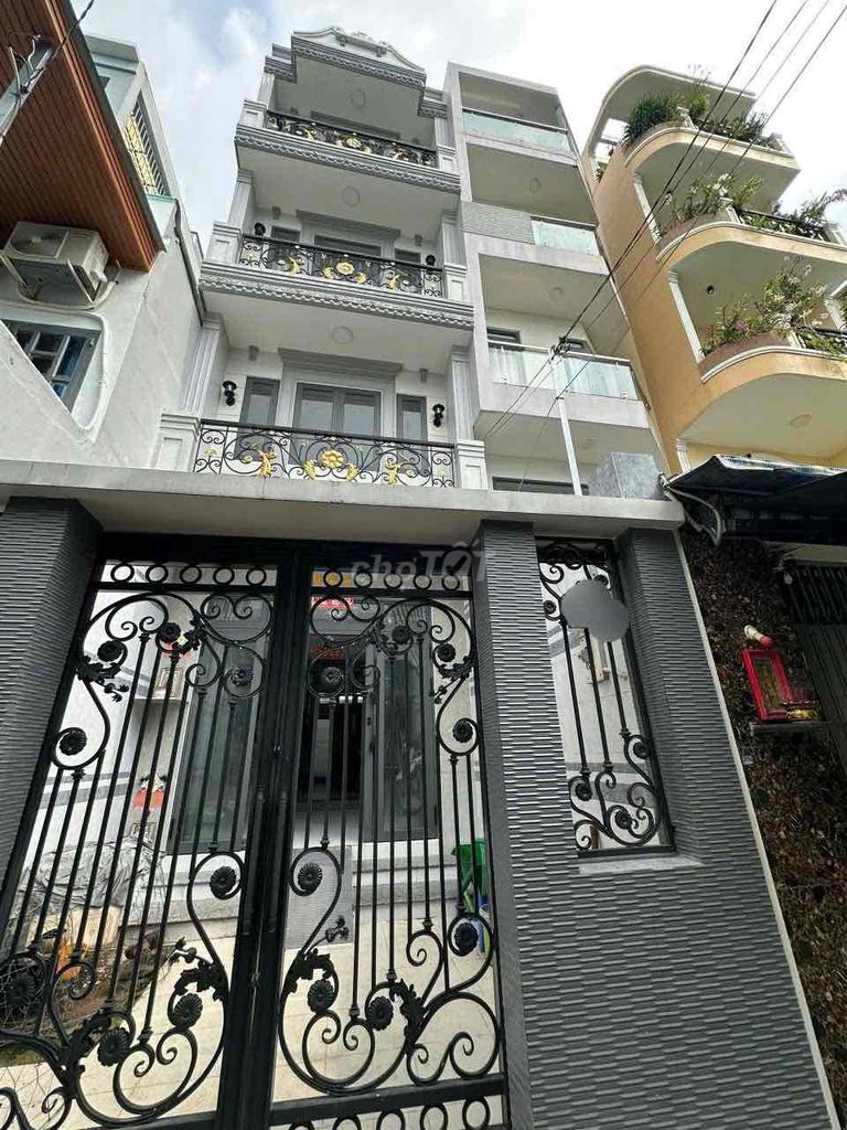 Nhà 5 tầng Bùi Minh Trực P5, Q8 giá 7.96 tỷ - Gần chợ Nhị Thiên Đường!