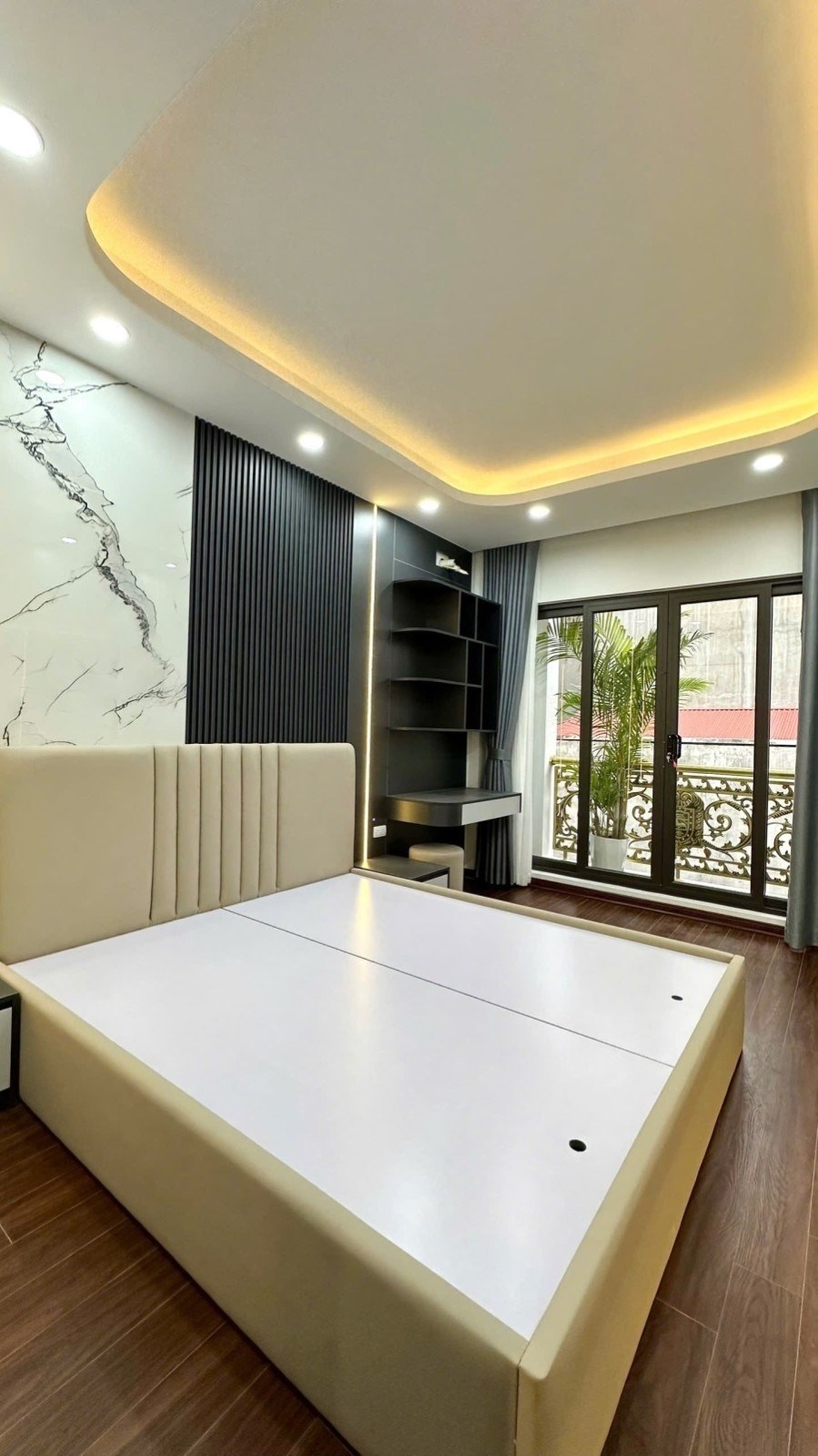 Bán nhà đường Minh Khai, Hai Bà Trưng, 41m² giá 9.9 tỷ - Nhà mới siêu đẹp, 2 thoáng trước sau!