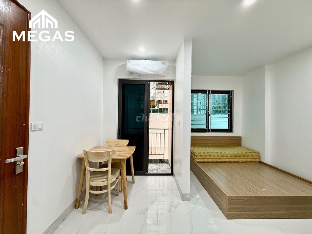 Studio cho thuê tại Lê Quang Đạo 35m² giá 4.8 triệu - Ban công thoáng mát