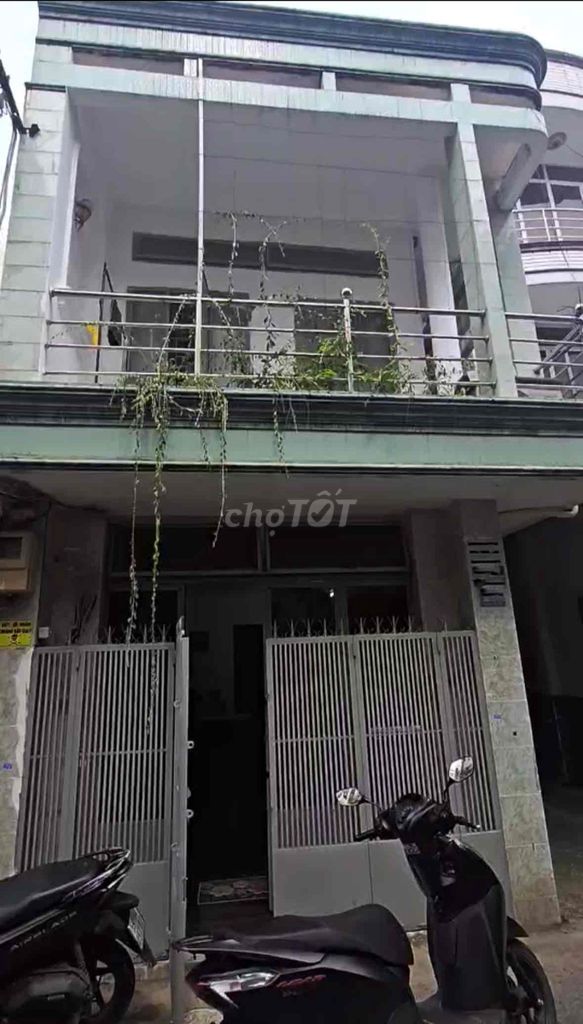 Cho thuê nhà hẻm xe hơi Cách Mạng Tháng 8, Tân Bình - Giá 15 triệu/tháng, sẵn sàng nhận nhà!