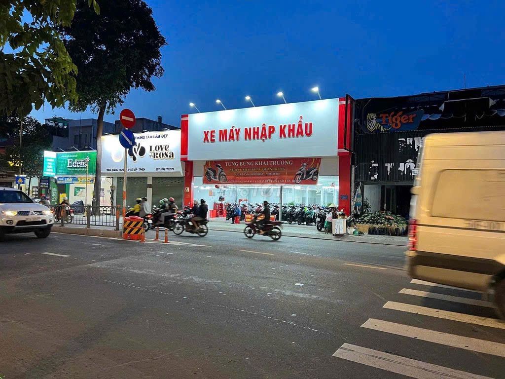 Cho thuê mặt bằng đẹp Quang Trung, Gò Vấp 400m² giá 80 triệu - Mặt tiền sầm uất!