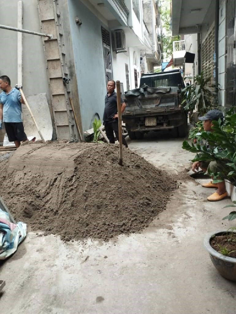 Nhà phố Đông Ngạc 38m² giá 120 tỷ - Thang máy hiện đại, ô tô đỗ cửa!