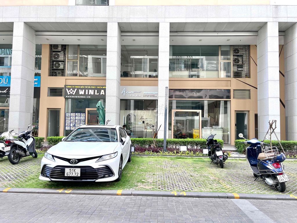 Mặt bằng trệt 35m² khu Midtown Phú Mỹ Hưng giá chỉ 25 triệu/tháng - Sẵn sàng cho thuê!