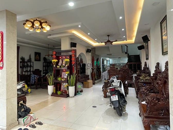 Cặp Nhà Đôi MTNB khu Tên Lửa 9x20m giá 27 tỷ - Gần Coopmart, Sát Công Viên!