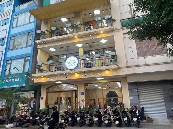 Cho thuê nhà mặt phố Liễu Giai 80m² - 4 tầng - Mặt tiền 4.5m - Giá 40 triệu