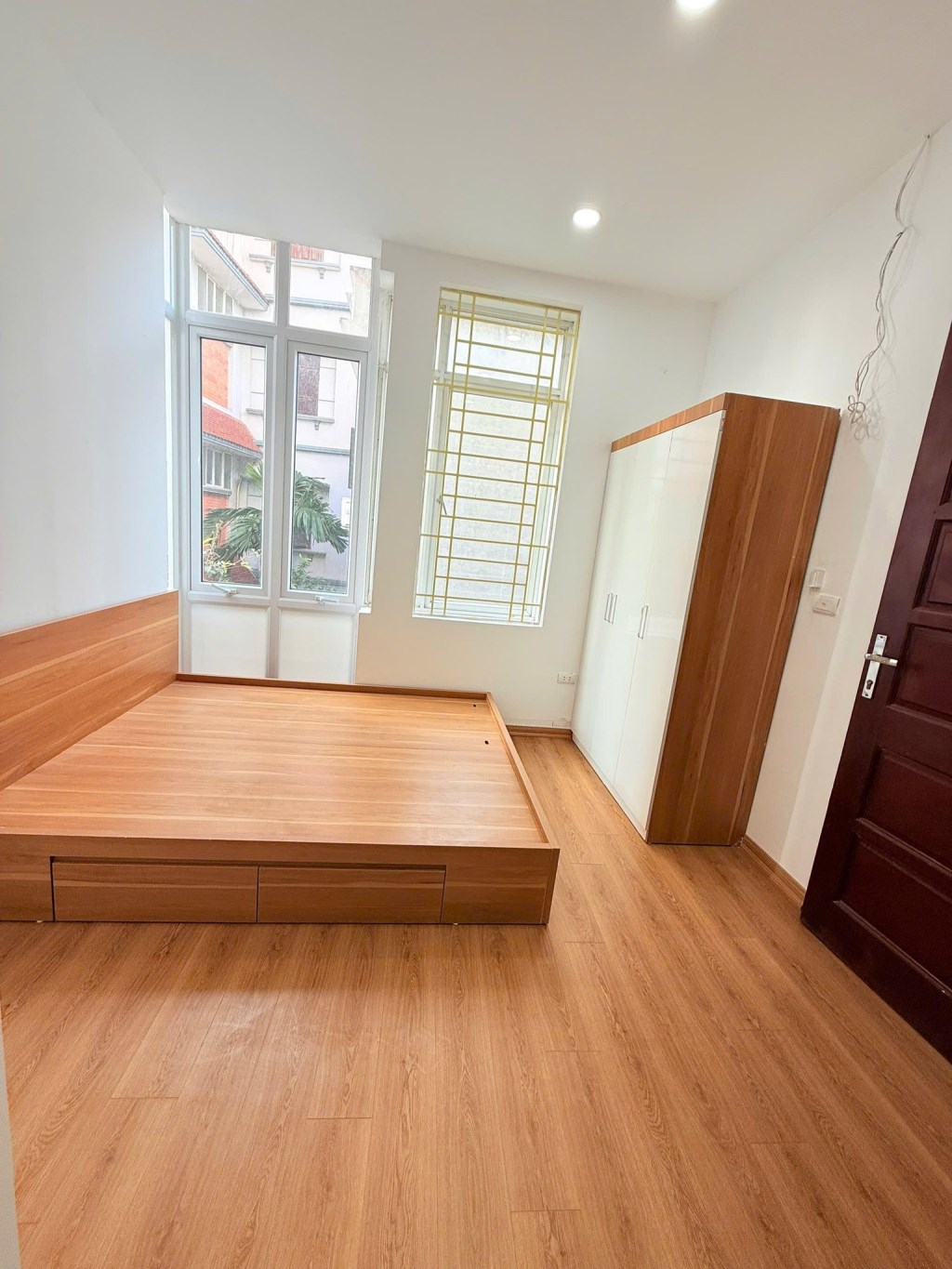 Bán tòa nhà 18 phòng cho thuê tại Định Công, Hoàng Mai - 60m² giá 16.8 tỷ - Doanh thu 80 triệu/tháng!