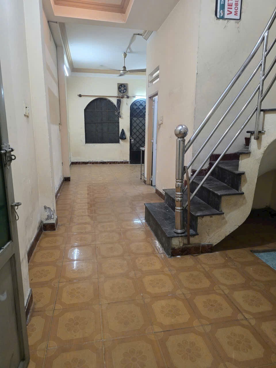 Bán nhà hxh Hoàng Hoa Thám, Tân Bình 63m² giá 8.6 tỷ - Vị trí đẹp, ngay sân bay!