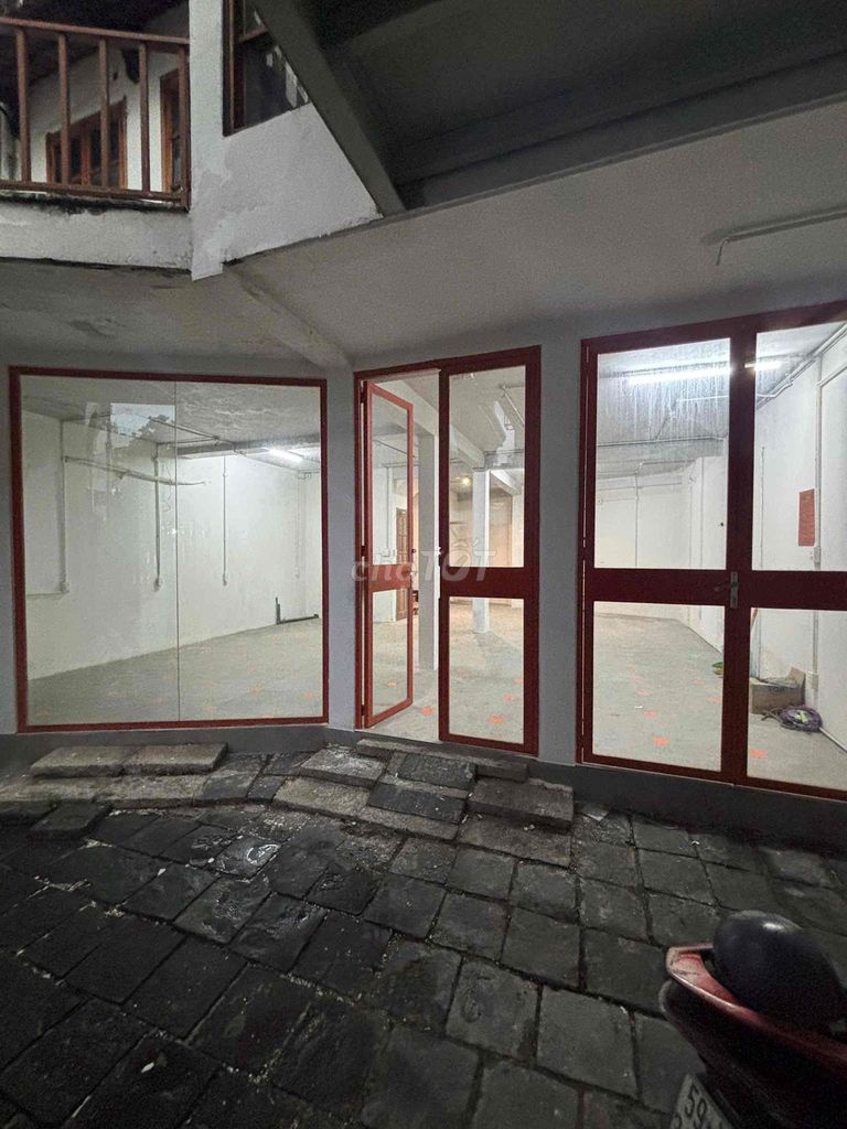 Mặt bằng kinh doanh cho thuê tại Tân Định, Quận 1 - 40m², giá 15 triệu/tháng - Địa điểm lý tưởng cho mọi loại hình kinh doanh!