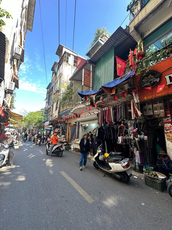 Nhà đẹp Ngọc Hà Ba Đình 26m² giá 3.75 tỷ - Vị trí kinh doanh đỉnh cao!