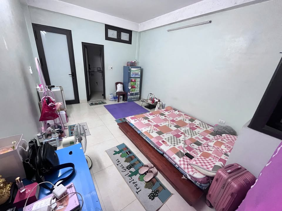 Phòng cho thuê Tân Triều 27m² giá 2.5 triệu - Không gian tự do thoải mái!