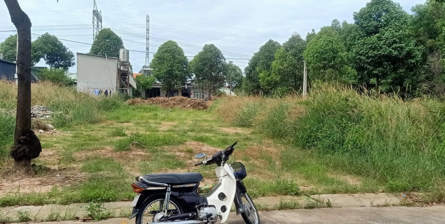 Đất thổ cư 150m² đường DJ3A, Bến Cát - Giá chỉ 1.7 tỷ!