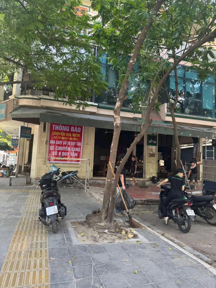 Mặt bằng cho thuê Duy Tân 210m² - Thích hợp kinh doanh mọi mô hình!