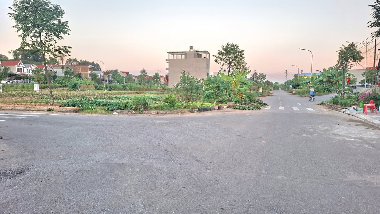 Đất lô góc đẹp tại phường Dĩnh Trì, Bắc Giang 116m² - Giá hợp lý đầu tư!