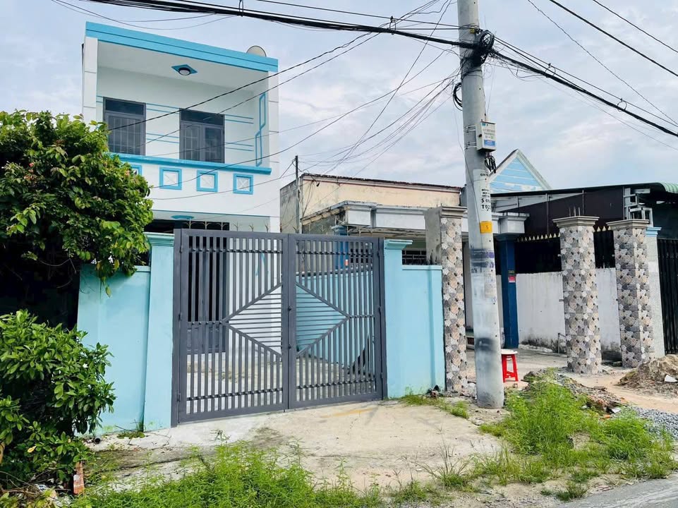 Nhà phố Tân Thông Hội, Củ Chi 130m² giá 3.3 tỷ - Đầu tư sinh lời ngay!