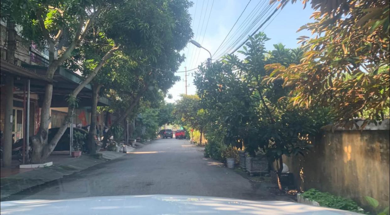 Đất nền Thanh Miếu Việt Trì 96m² giá 2 tỷ - Vị trí đắc địa, cơ hội đầu tư hấp dẫn!