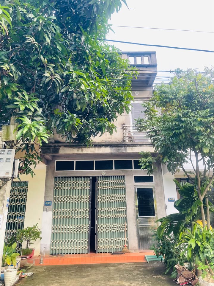 Nhà 2 tầng mặt đường Nguyễn Trãi, Xuân Tăng 100m² giá 1.8 tỷ - Bán gấp chính chủ!