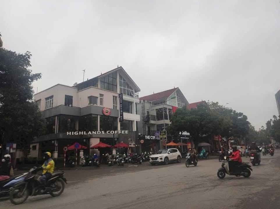 Nhà phố Làng Việt Kiều Châu Âu 255m² giá thỏa thuận - Đầu tư sinh lời ngay!