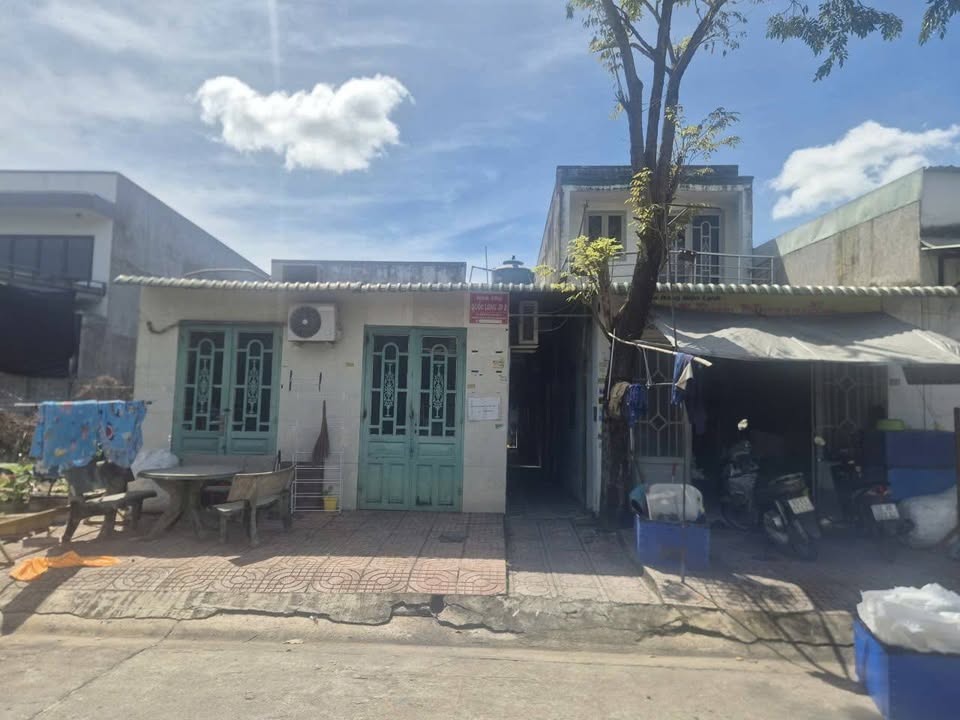 Cặp phòng trọ đường NL19, Mỹ Phước, Bến Cát 300m² giá 4.5 tỷ - Đầu tư sinh lời cao!