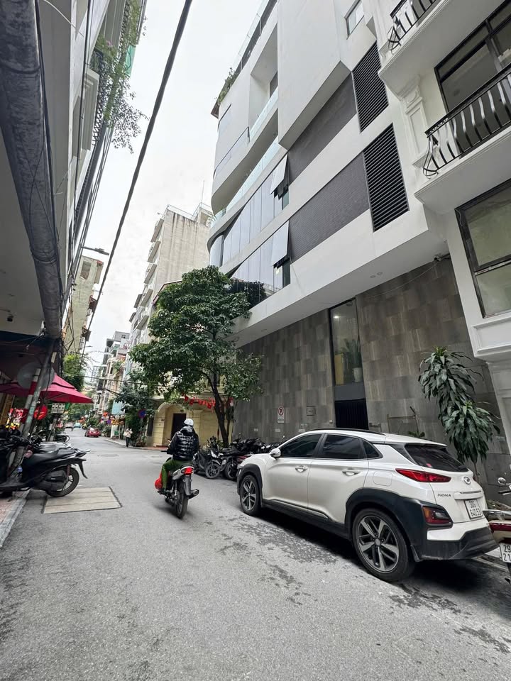 Nhà cho thuê Vĩnh Hưng 30m² giá 13 triệu - Ô tô đỗ cửa, tiện nghi đầy đủ!